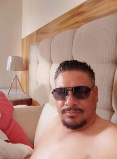 <em>Gilberto B.</em>